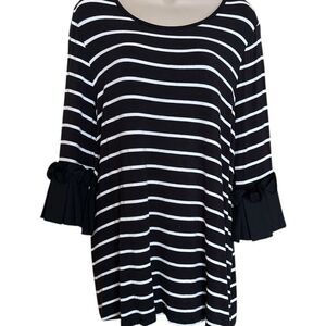 Lane Bryant Black and White Bell Sleeve Tunic super soft